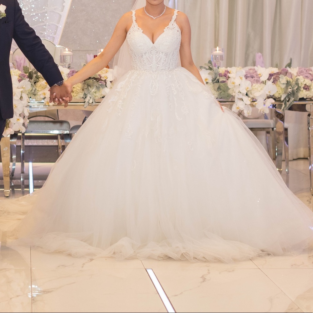 BALLGOWN WEDDING DRESS